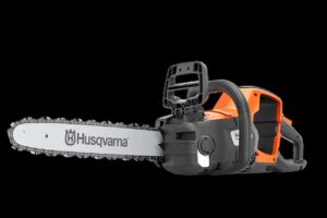Husqvarna 242i Battery Chainsaw Kit